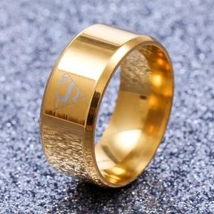 Gold Stainless Steel SUPERMAN 10mm Wide Band Insignia Emblem Stamped Frosted